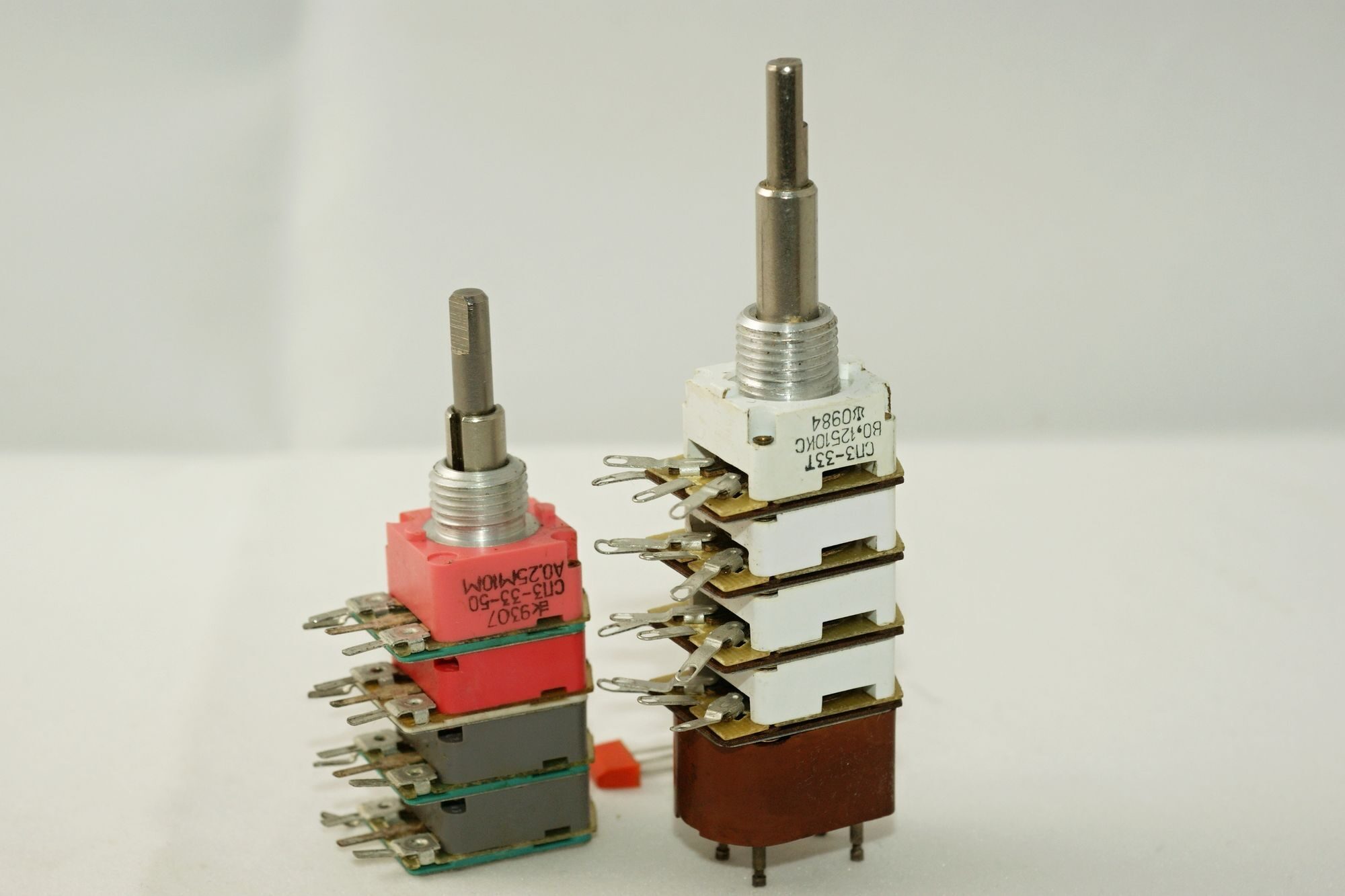 Сп 3 2018. Переменный резистор сп3 33и. Резистор сп3-33-24 с0,125м10м. Переменный резистор сп3-3. Переменный резистор сп3-33 сдвоенный.